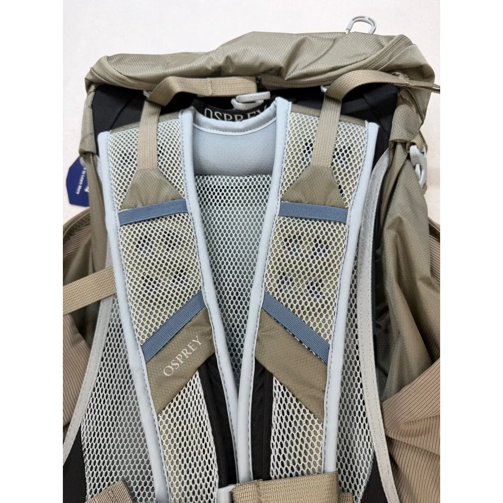 Osprey Hikelite 32L Hiking Backpack Concrete Grey New with Tags $160 retail